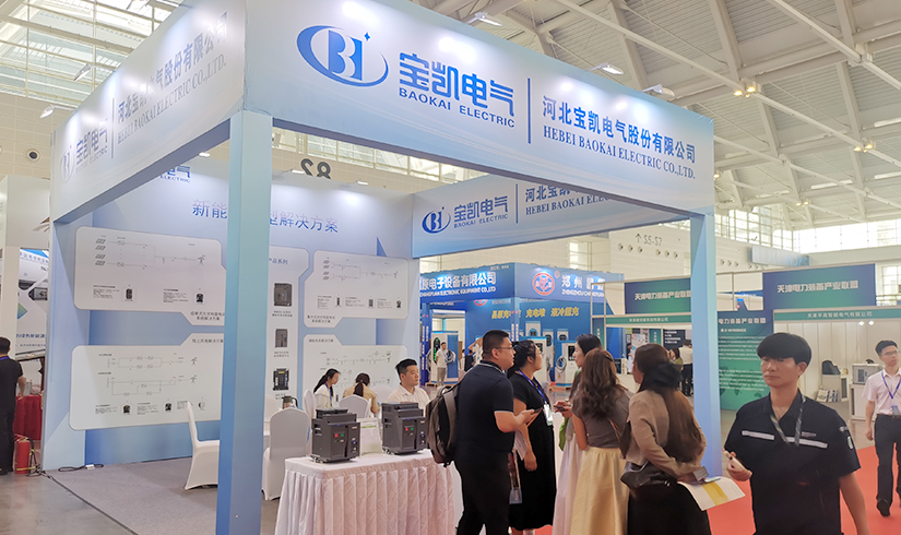 暴击行业天花板！jinnianhui今年会电气硬核技术亮相天津清洁能源展，引央视记者及能源产业巨头现场“挖宝”